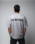 Abrazar la resiliencia - camiseta gris de humo