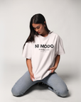 Ni Modo Tee - Leche White